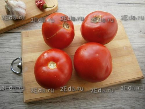 Рецепт малосольных помидоров с чесноком в пакете. 01