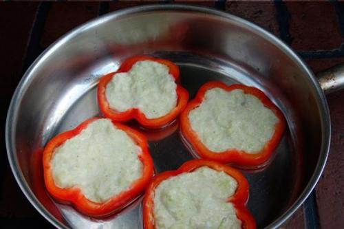 Кабачковые оладьи в болгарском перце. 06