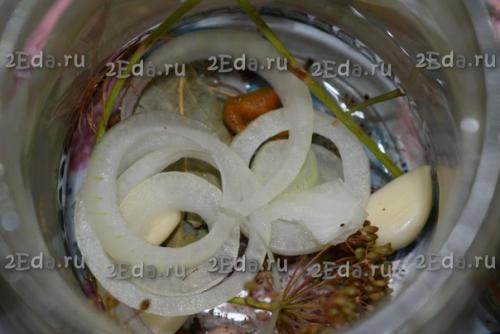 Рецепт помидоров дольками с луком на зиму. 03 Рецепт помидоров дольками с луком на зиму. 03