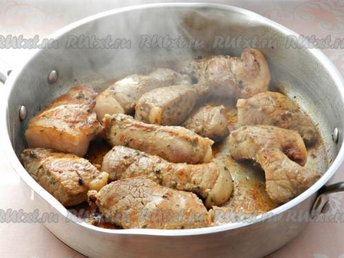 Cвинина с болгарским перцем на сковороде. 02 Cвинина с болгарским перцем на сковороде. 02