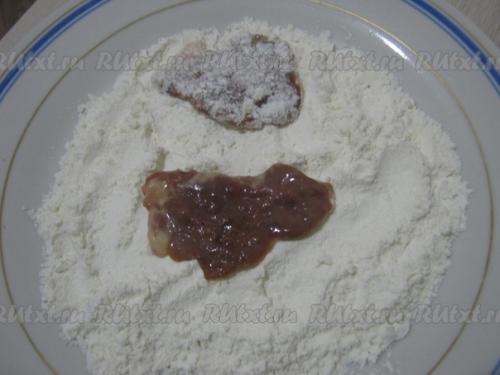 Отбивные из куриных сердечек. 06