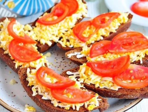 Гренки со шпротами. 04