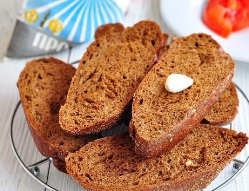 Гренки со шпротами. 01