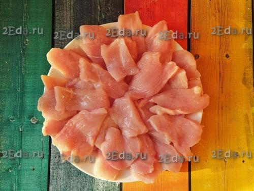 Куриные наггетсы в панировочных сухарях в духовке. 01 Куриные наггетсы в панировочных сухарях в духовке. 01