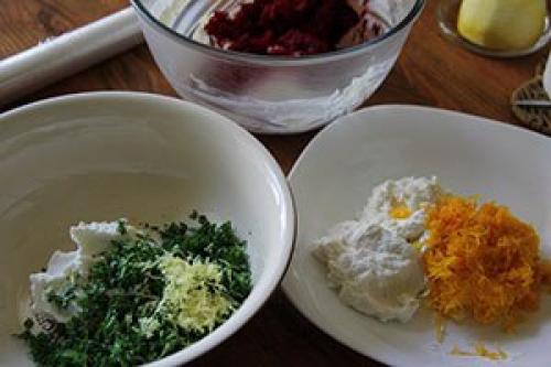 Свекольный рулет с творогом и зеленью. 07 Свекольный рулет с творогом и зеленью. 07