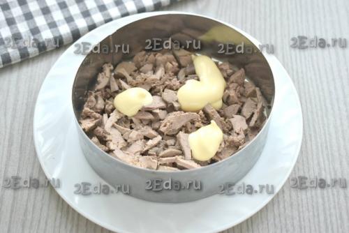 Салат с куриной печенью и сыром. 02