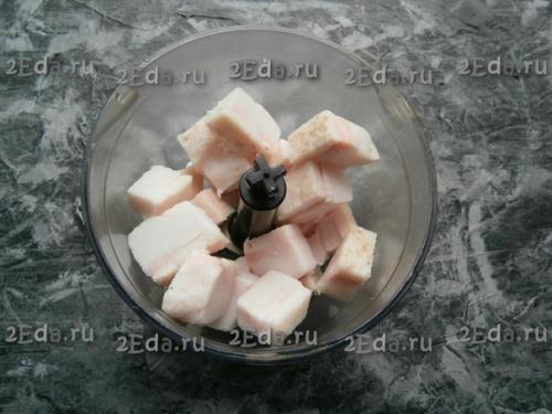 Паштет из сала с чесноком и зеленью. 01 Паштет из сала с чесноком и зеленью. 01