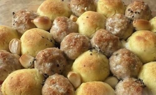 Картофельные и мясные шарики, запечённые в духовке. 05 Картофельные и мясные шарики, запечённые в духовке. 05