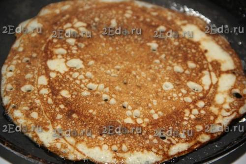 Рецепт тонких дрожжевых блинов на молоке. 06