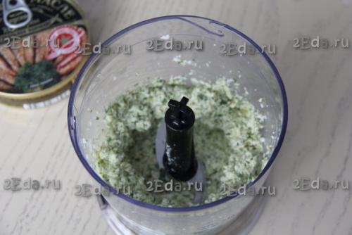 Бутерброды с плавленным сыром и шпротами. 03 Бутерброды с плавленным сыром и шпротами. 03