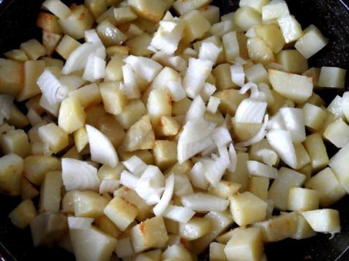 Картошка с сыром на сковороде. 01