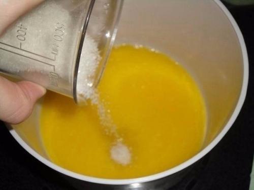 Пасхальный кулич.  Ингредиенты: 01