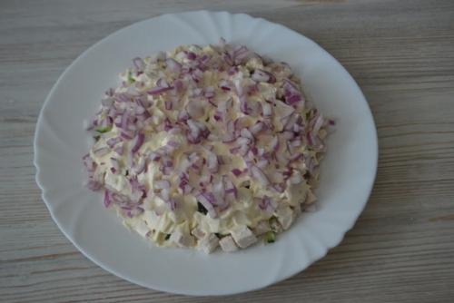 Салат с курицей, шампиньонами и свежим огурцом. 06 Салат с курицей, шампиньонами и свежим огурцом. 06