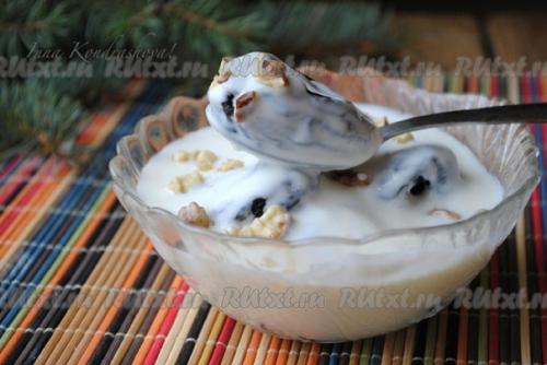Десерт Чернослив с Грецким Орехом в сметане. 06 Десерт Чернослив с Грецким Орехом в сметане. 06
