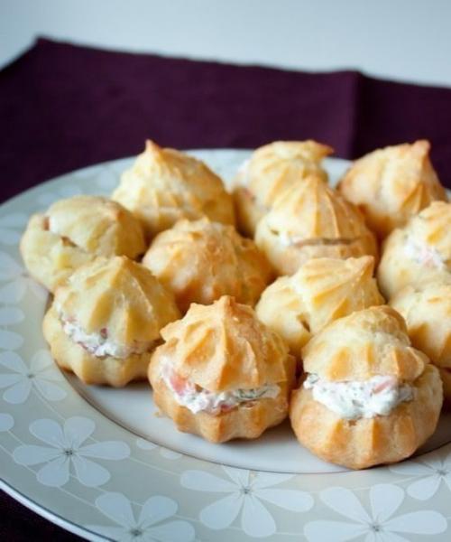 Профитроли со сливочным сыром и лососем. 05