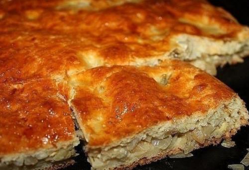 Пирог с капустой и яйцом.