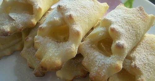 Творожное печенье с яблоками.
