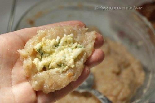 Котлеты с очень вкусной начинкой! 03