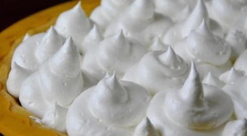 Сливовый пирог с безе. 05 Сливовый пирог с безе. 05