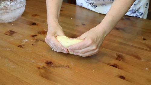 Пончики на сгущенке.  Ингредиенты. 01