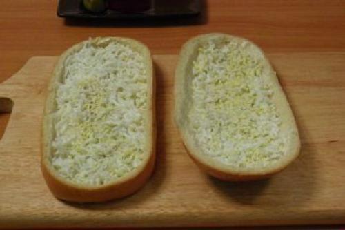 Ленивая пицца на батоне. 02