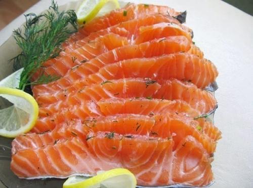 Мы готовим малосольную семгу за 5 минут.