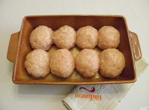 Тефтeли под смeтанным соусoм. 04 Тефтeли под смeтанным соусoм. 04