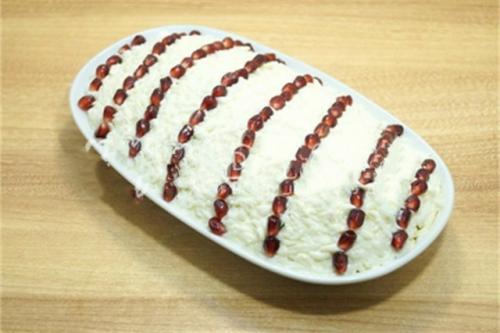 Салат Бусы на снегу. 09