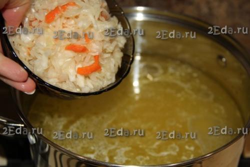 Щи из квашеной капусты с консервированной фасолью. 01 Щи из квашеной капусты с консервированной фасолью. 01