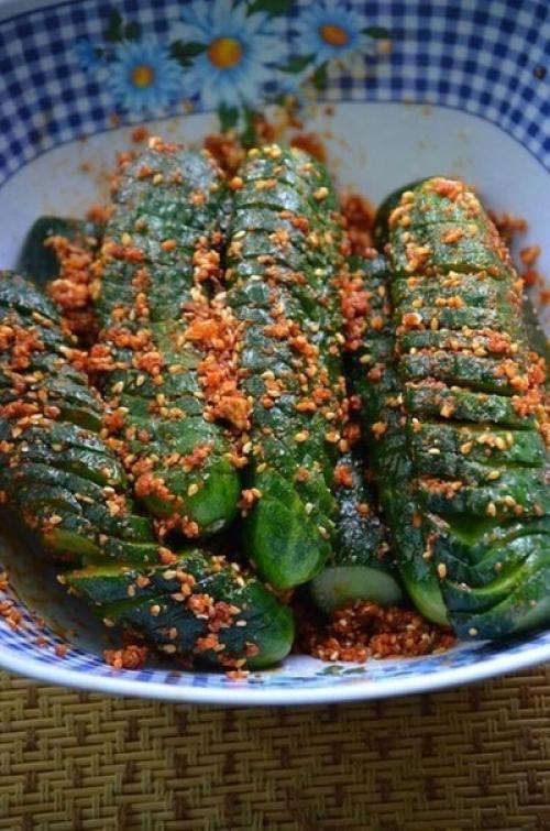 Прекрасная закуска под шашлыки из огурцов от сталика ханкишиева. 05 Прекрасная закуска под шашлыки из огурцов от сталика ханкишиева. 05