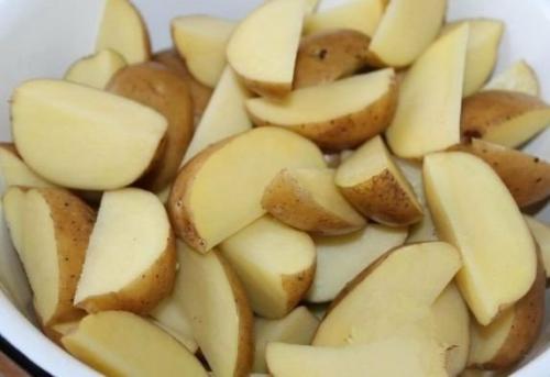 Картофель по-деревенски.  Ингредиенты: 01 Картофель по-деревенски.  Ингредиенты: 01