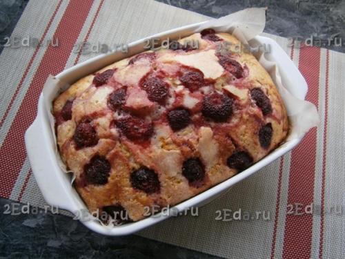 Пирог с замороженной клубникой в духовке. 07