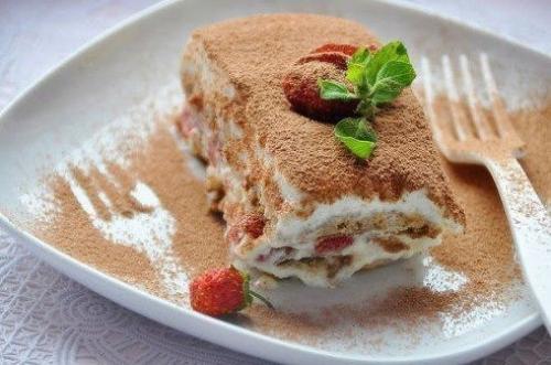 Нежный клубничный тирамису. 02