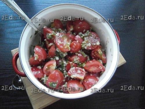 Салат из помидоров по-корейски. 05
