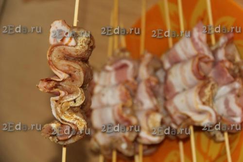 Шашлык с беконом на мангале. 07 Шашлык с беконом на мангале. 07