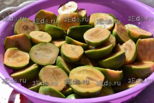 Фейхоа, протертая с сахаром. 03 Фейхоа, протертая с сахаром. 03