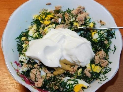 Бутерброды с консервированным тунцом и помидорами. 03