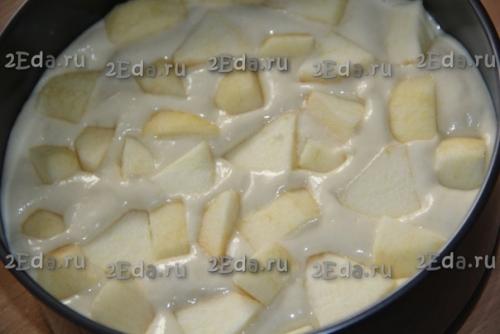Пышная шарлотка с яблоками на молоке в духовке. 04 Пышная шарлотка с яблоками на молоке в духовке. 04