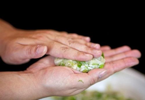 Рыбные котлеты.  Нежнейшие котлетки из рыбы с рисом - простые и очень вкусные. 03