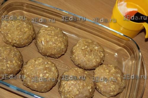 Куриные котлеты с овсяными хлопьями в духовке. 03 Куриные котлеты с овсяными хлопьями в духовке. 03