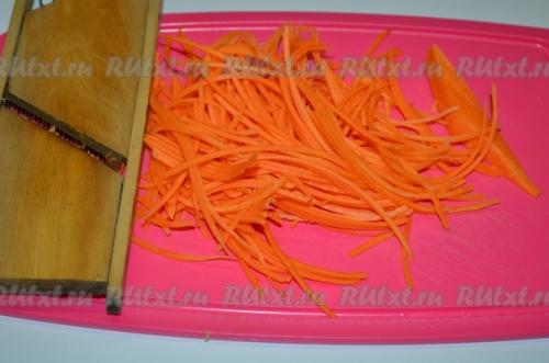 Салат из моркови и свежего огурца. 01