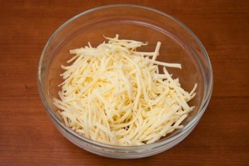 Куриные шарики в сырно - сливочном соусе. 03