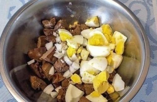 Дроб с куриной печенью по-болгарски. 01