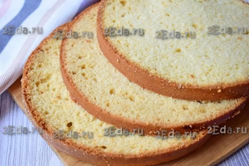 Бисквит на горячем молоке. 04