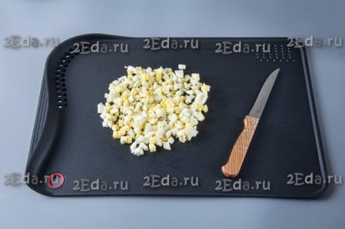 Тарталетки с курицей, яйцами и огурцом. 02 Тарталетки с курицей, яйцами и огурцом. 02