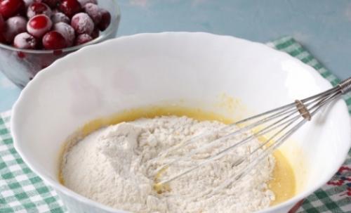 Кексы с вишней. 02 Кексы с вишней. 02