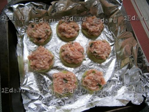 Кабачки с фаршем и помидорами, запечённые в духовке. 03