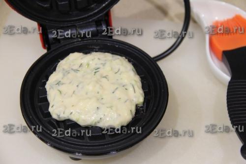 Венские вафли из кабачков в электровафельнице. 04 Венские вафли из кабачков в электровафельнице. 04