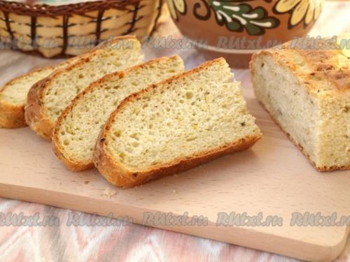 Кабачковый хлеб.

В разгар кабачкового сезона предлагаю испечь вкуснейший хлеб с кабачком.  