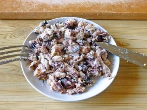 Салат с рыбными консервами. 06 Салат с рыбными консервами. 06